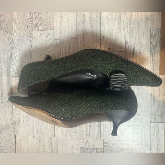 Stuart Weitzman  Green tweed kitten heels size 8.5‎ - Picture 14 of 14